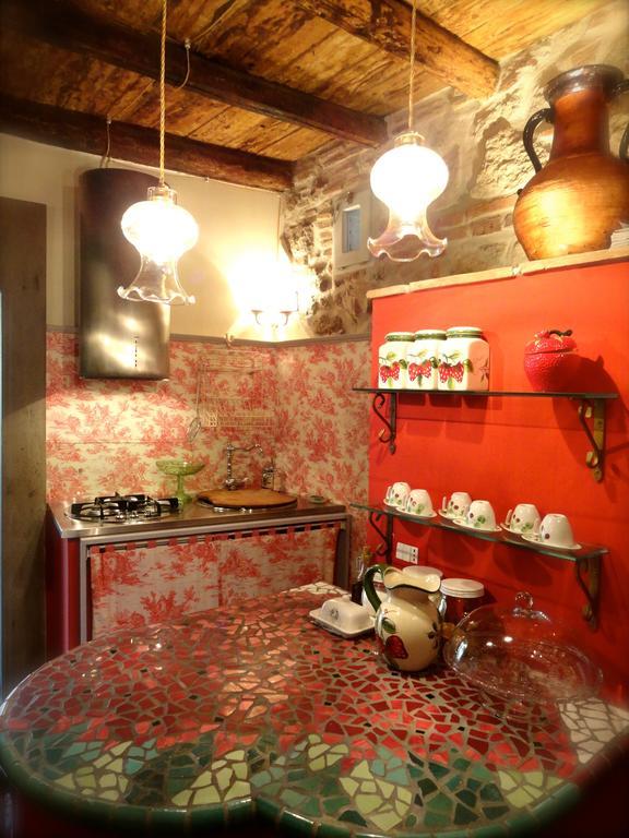 Vistalago Guesthouse Неми Экстерьер фото
